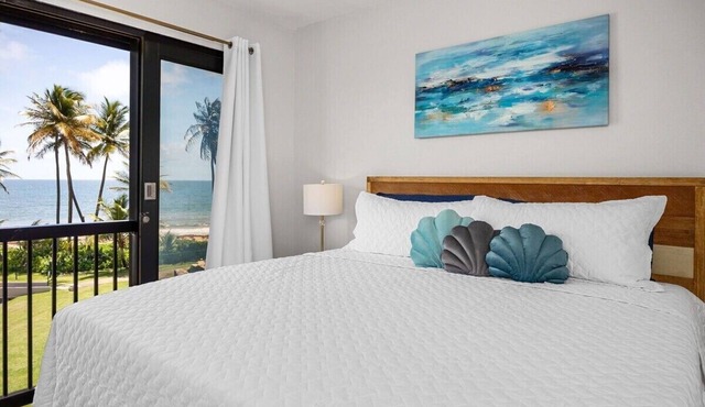 31 yards from the beach Private rooftop villa in exclusive neighborhood