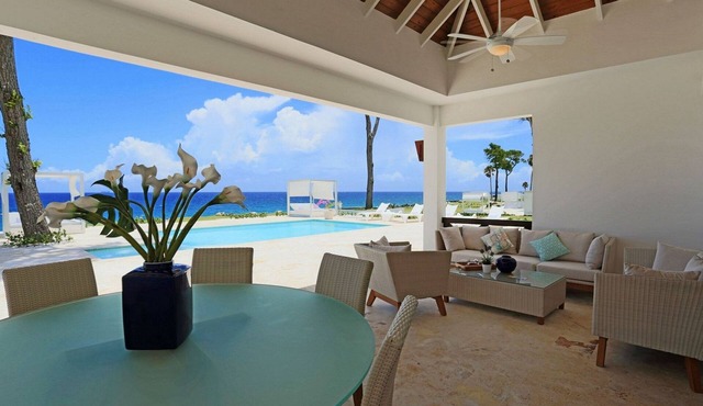 3BD beachfront guest-friendly villa with private pool, golf cart, gym, waterpark