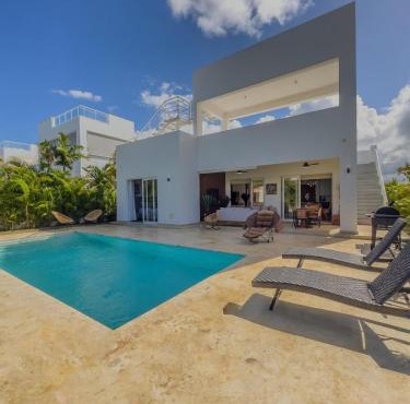 3bd with rooftop ocean view in Sosua Ocean Village