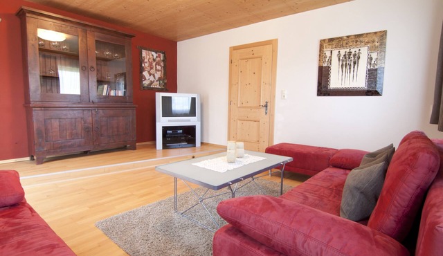 4 to 12 people, ski vacation, hiking vacation, cultural vacation, quiet dreamlike location in Schlitters