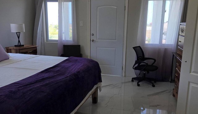 5 min to Hellshire & Fort Clarence beaches An ultimate tropical escape community