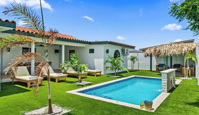 5BR Aruba Villa w/Private Pool | Near Eagle Beach