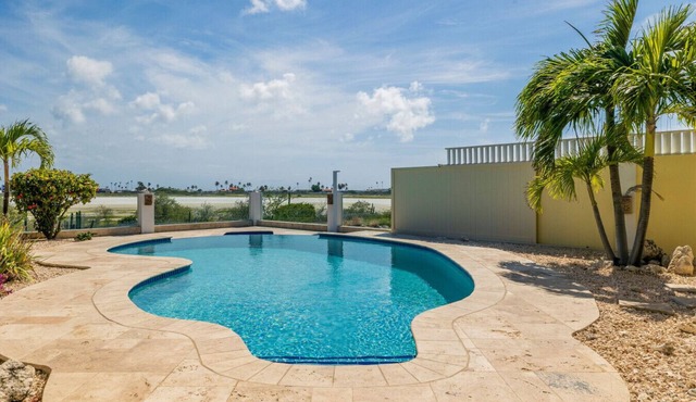 5BR Villa Vista with Exclusive Pool by Bocobay