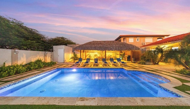 7BR Oasis in Paradise on One Happy Island