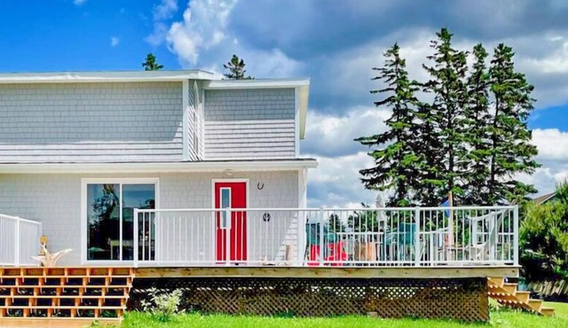 A beautiful property on the doorstep to the best beaches and ntl parks in PEI! in grand tracadie