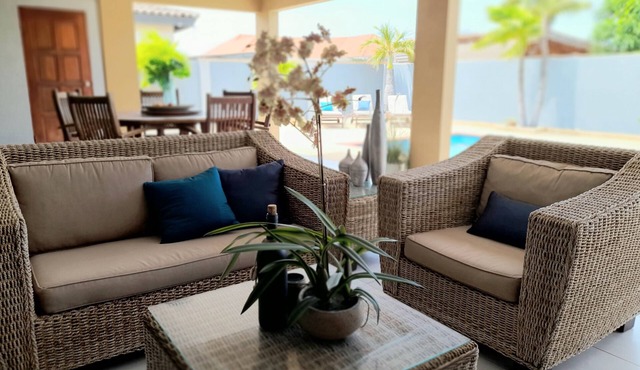 Amazing Modern and very Clean Vacation Villa -EMERALD AREA -3 minutes from beach