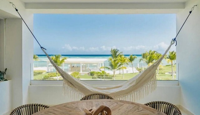 Amazing ocean views apartment with private beach in Cap Cana