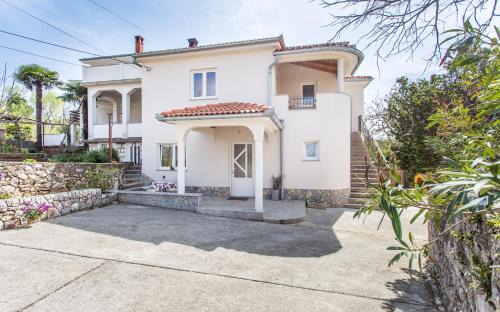 Apartment Ana in Polje