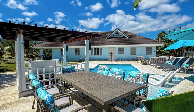 Bamboo Breeze 5-bedroom villa in Richmond Estate