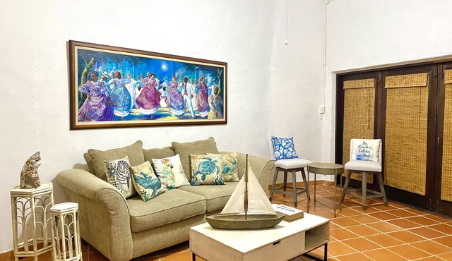 Beautiful Villa with Golf Course, Ocean, and Rainforest Views.