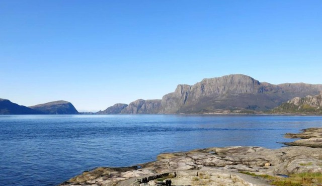 Blåsenberg by Interhome in Leirvik