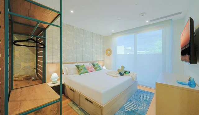 Bonsai Studio-Tranquil 103