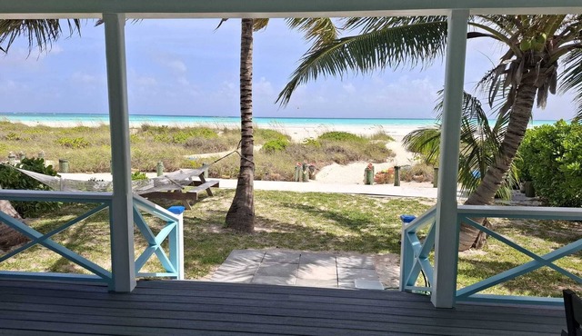 Brand New Construction - Sweet & Salty Beach Cottage/Steps to Turquoise Waters