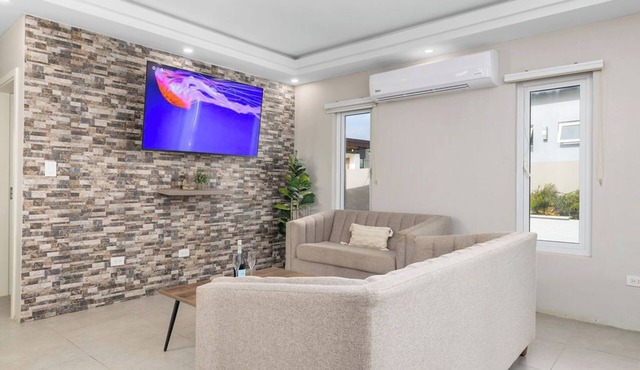 BRAND NEW Modern 3BR2BA w/PrivatePool~PuttPutt~BBQ
