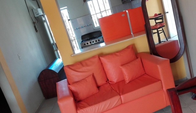 Bright and Youth Condo With hot Water
