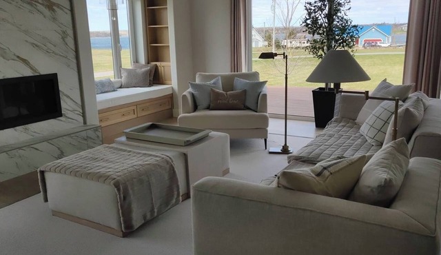 Brudenell Riverview Estate: Luxury Estate with River Views and Lawns in Brudenell