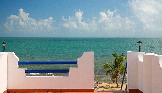 Welcome to One of the Best Sandy Beaches in Belize!