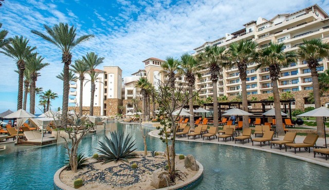 Cabo San Lucas Resort 2 Bedroom Sleeps 8 in Cabo San Lucas