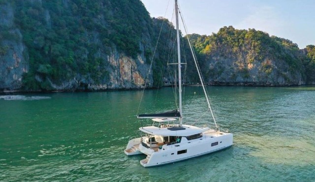 Caribbean Bliss: Sun-soaked Sailing Adventure from Granada, San Jorge