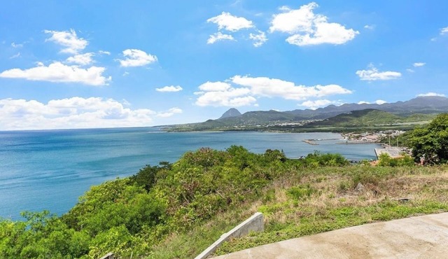 Caribbean Sunrise Views Near Beach Sleeps 2