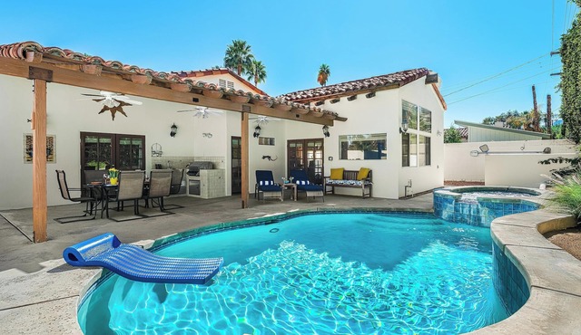 Casa Mesa! New Listing! 3 bed/3 bath! Pool! Spa! Close to Downtown PS in Palm Springs