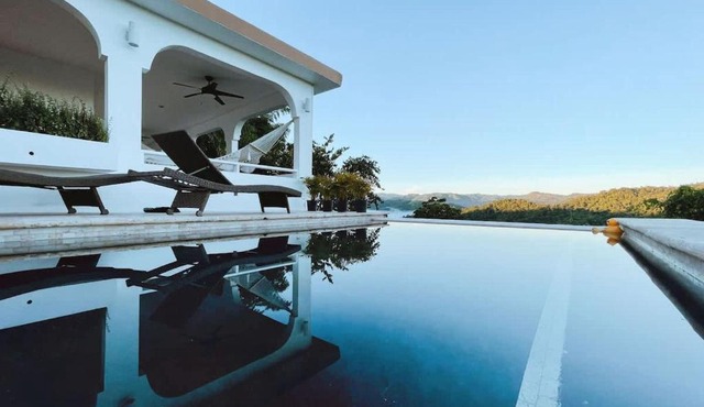 Casa Serena with Heated Pool Mountain View & River