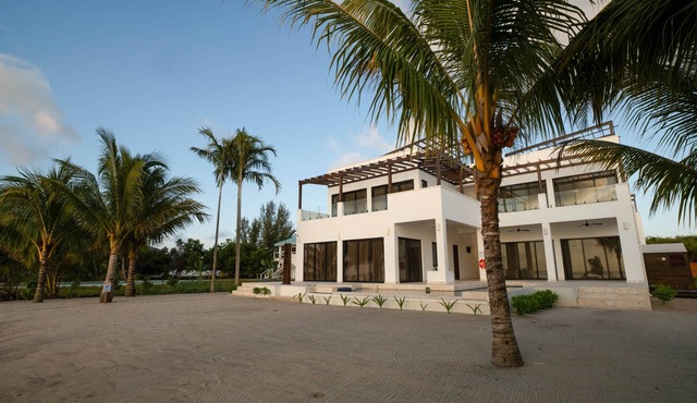 Casas de Buena Fe – Entire Property