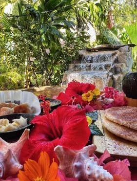 CHALET TROPICAL Hotel & Pool Bar Restaurant