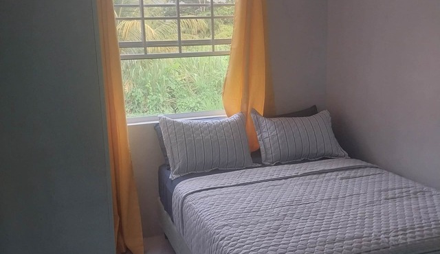 Charming 2-bedroom apartment in Ti Chimen, Babonneau with WiFi, AC, Hot Water.