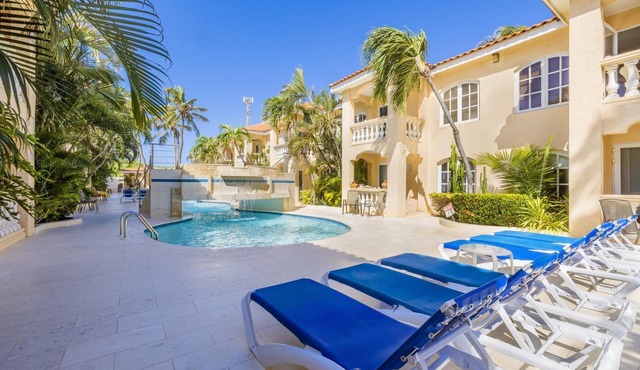 Charming Condo in Prime Location @ Wacamaya Condos