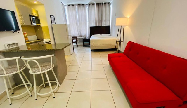Charming Studio in Condado w/Pool Steps to Beach