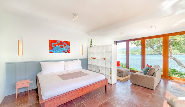 COceanfront Private Pool Villa (1 Bedroom)
