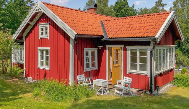 Cozy home in Tostared with sauna in Tostared