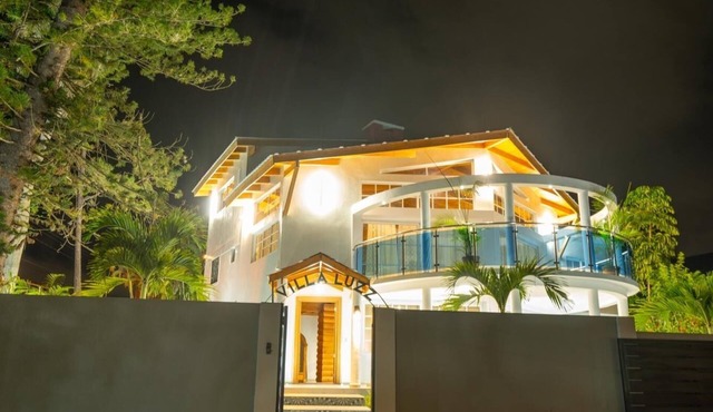 cozy4-bedroom villa in tranquil Jarabacoa with WiFi, AC