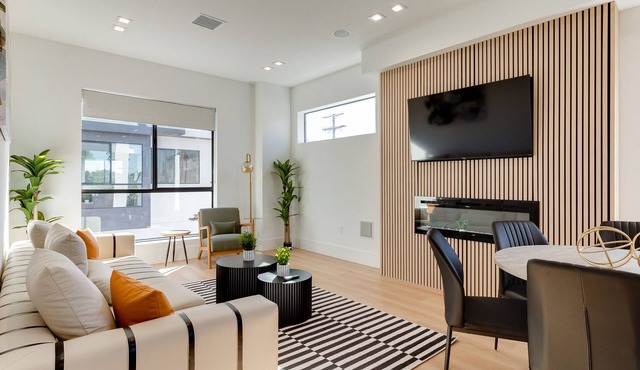 Curson Compound 2034 & 2036 9 bedroom in Los Angeles