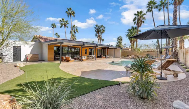Desert Escape- Pool, Spa & Mountain Views in Palm Springs