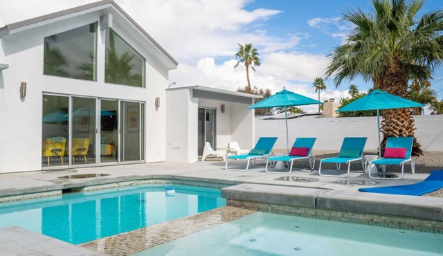 Dive-In Palm Springs. in Palm Springs