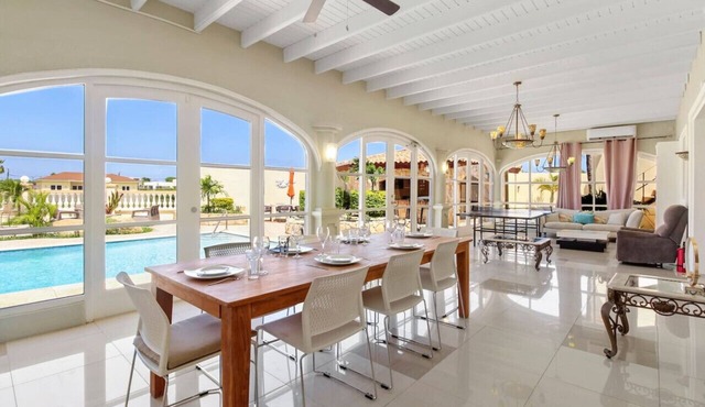 Dream Villa for Groups 6 Beds & Pool at Paradise Villa by Bocobay