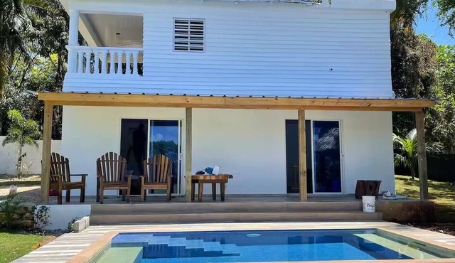 Eco-Friendly Villa: Hacienda Vista Linda