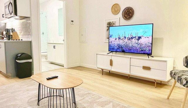 Executive Suite | 3 Blocks from Gaslamp Quarter in San Diego