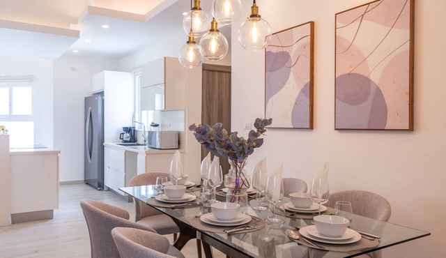 Family Getaway Apartment - On The Beach