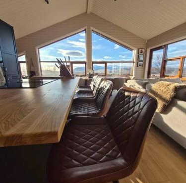 Golden Circle Lux Cabin/Cinema & Aurora Glasshouse in Selfoss