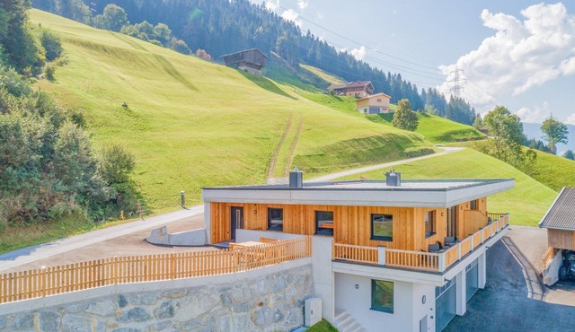 Group accommodation in panoramic location in Mittersill