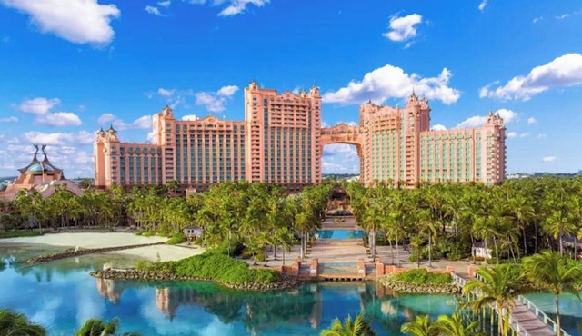 Harborside Resort - One Bedroom Premium - Full Resort Access