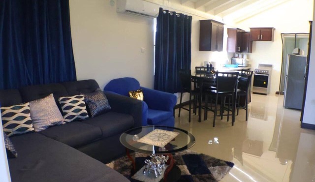 Harbour Oasis Retreat - Charming 2 Bedroom House