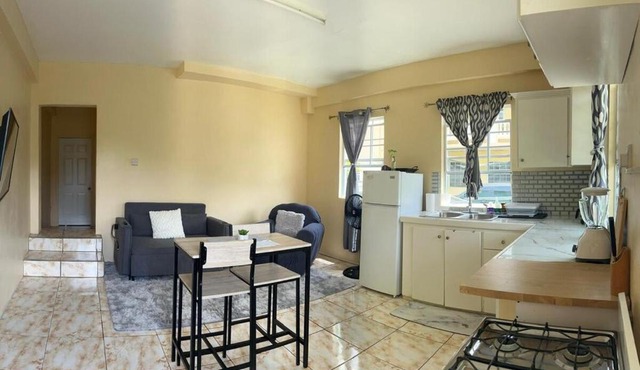 Hibiscus Apt 1