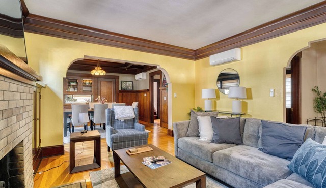 Historic Craftsman | 5BR/2BA | Foodie Row in Portland