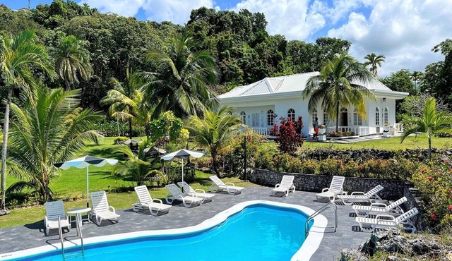 Historic Hotel w/Overlooking views of the Caribbean Sea and the Blue Mountains!