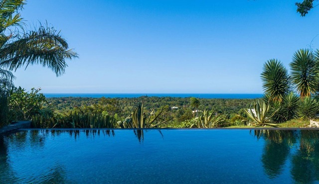 Huge Waterfall-Pool Villa with Jet Tub & 180° Oceanview