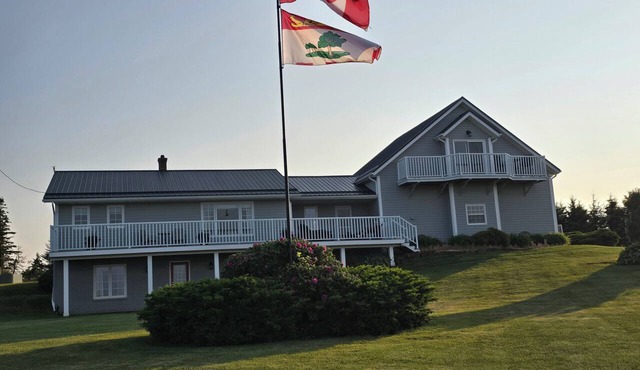 Just minutes to National Park beaches, world famous golf courses and restaurants in New Glasgow